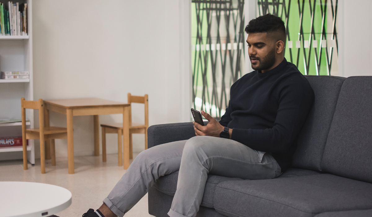 What kind of Student Benefits Attract Students?